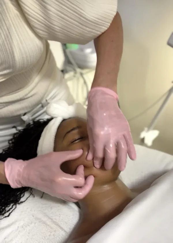 Glow Lift Ritual Face and Neck Massage