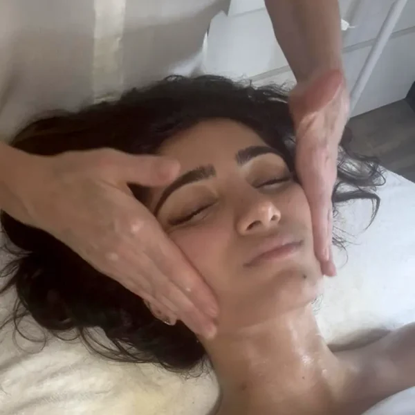 Kobido FaceLift Facial Massage