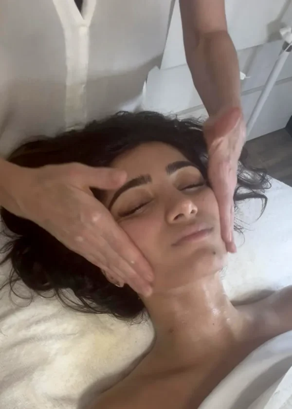Kobido FaceLift Facial Massage